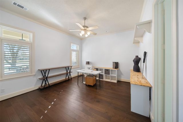 42 Forest Green Trail, Kingwood, TX 77339