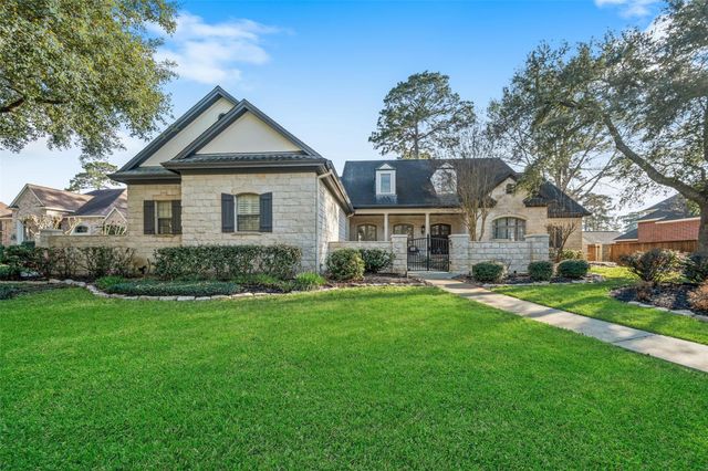 42 Forest Green Trail, Kingwood, TX 77339