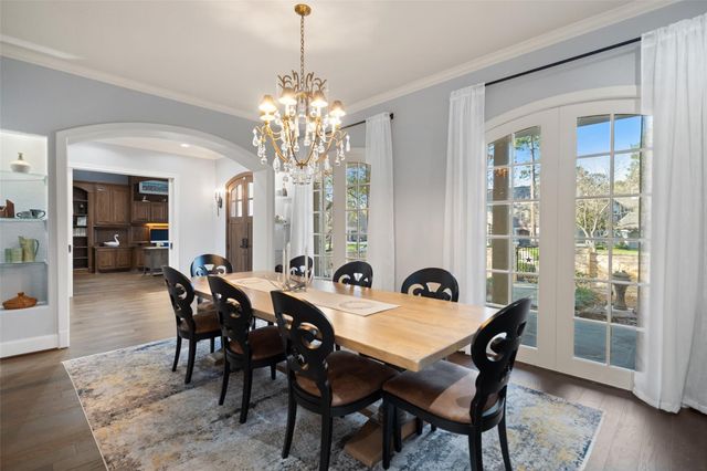 42 Forest Green Trail, Kingwood, TX 77339