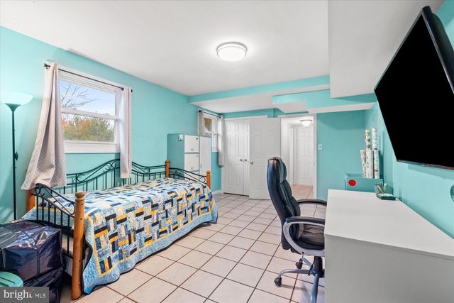 4003 WESTGATE DR, Alexandria, VA 22309