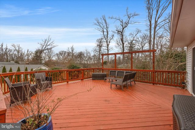 4003 WESTGATE DR, Alexandria, VA 22309