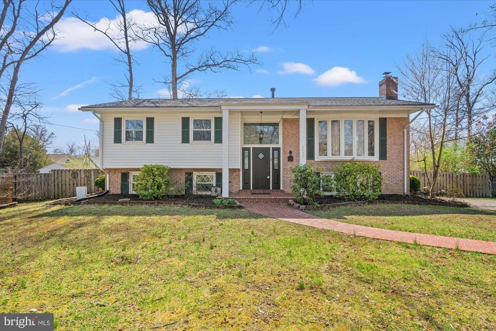 4003 WESTGATE DR, Alexandria, VA 22309