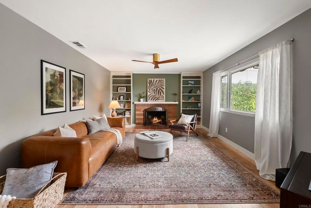 2220 Nob Hill, Carlsbad, CA 92008