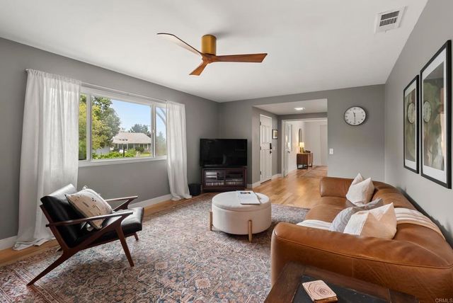 2220 Nob Hill, Carlsbad, CA 92008