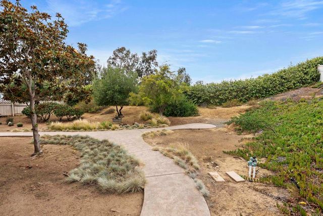 2220 Nob Hill, Carlsbad, CA 92008