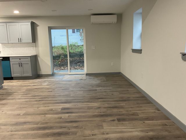 50A Douglas Street, Uxbridge, MA 01569