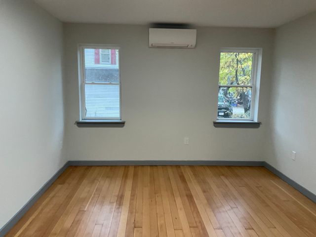 50A Douglas Street, Uxbridge, MA 01569