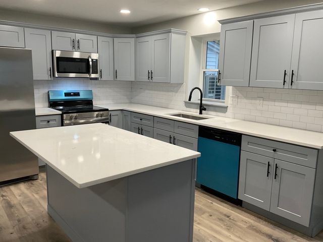 50A Douglas Street, Uxbridge, MA 01569
