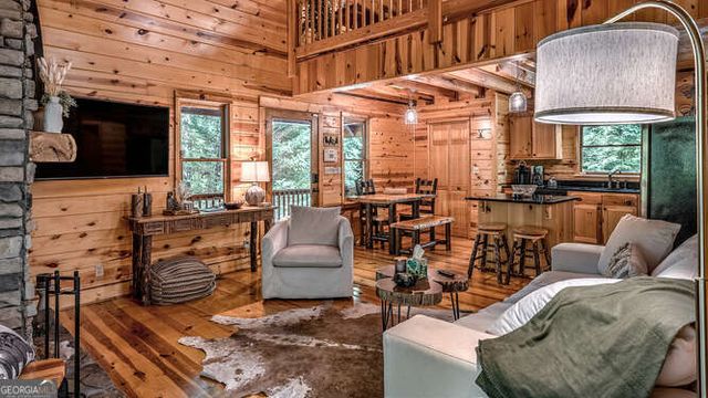 395 Mill Creek Acres, Blue Ridge, GA 30513