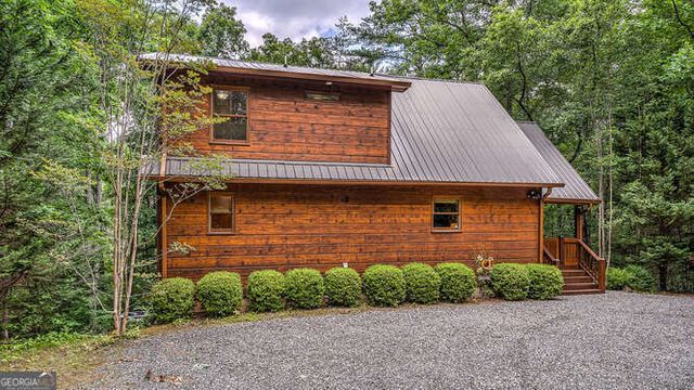 395 Mill Creek Acres, Blue Ridge, GA 30513