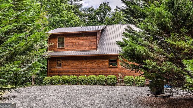 395 Mill Creek Acres, Blue Ridge, GA 30513