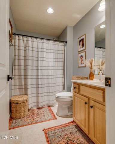 175 Argil Cox Road, Jonesborough, TN 37659