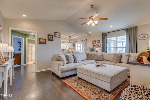 175 Argil Cox Road, Jonesborough, TN 37659