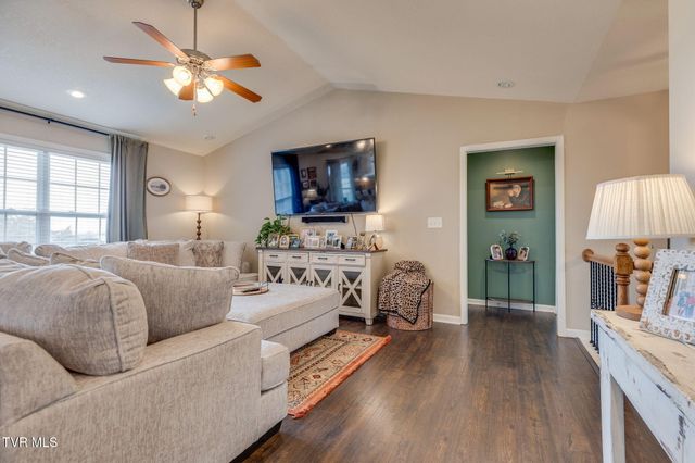 175 Argil Cox Road, Jonesborough, TN 37659