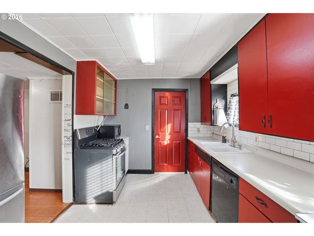 1710 Bryant St, Vancouver, WA 98660