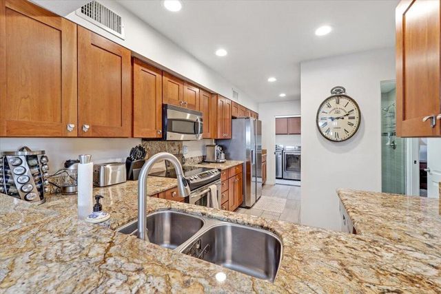 302 Forest Hills Drive, Rancho Mirage, CA 92270