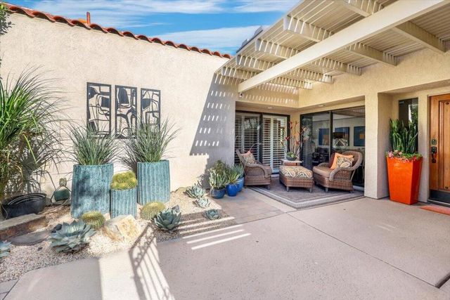 302 Forest Hills Drive, Rancho Mirage, CA 92270