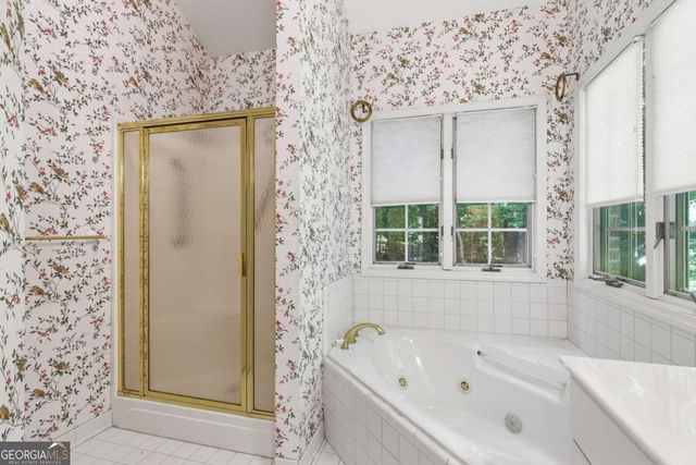 5055 Meadowbrook Circle, Suwanee, GA 30024