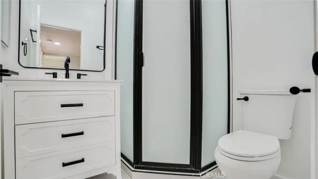 411 N Jackson Street 104, Glendale, CA 91206