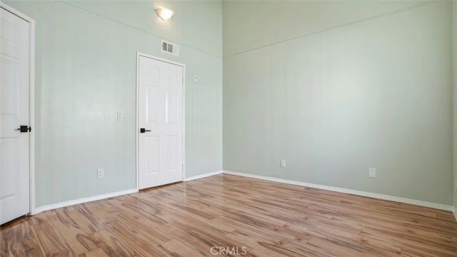 411 N Jackson Street 104, Glendale, CA 91206