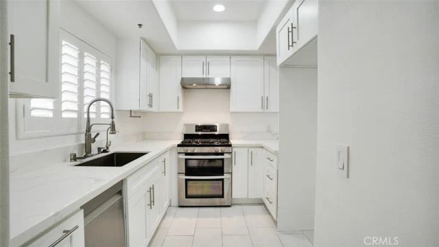 411 N Jackson Street 104, Glendale, CA 91206