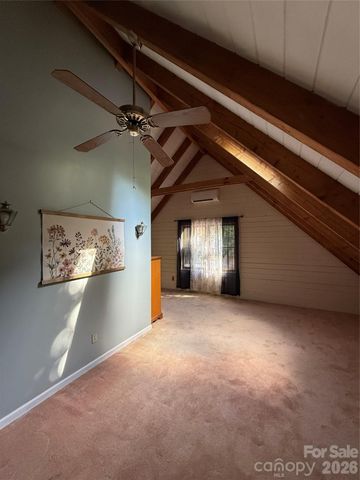 89 Woodcliff Loop, Newland, NC 28657