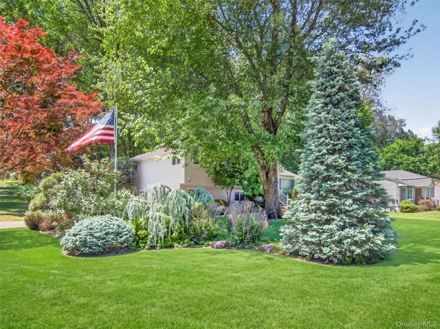 18 Mark Lane, New City, NY 10956