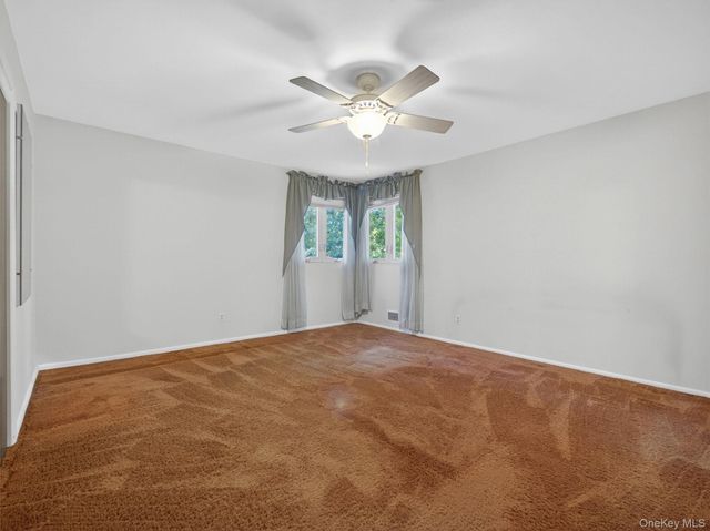 18 Mark Lane, New City, NY 10956