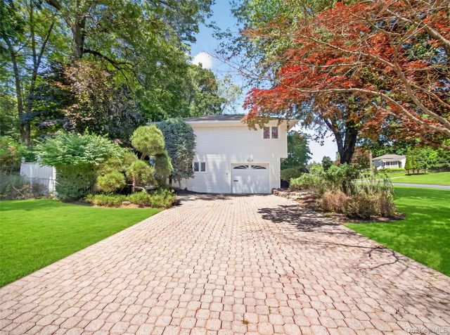 18 Mark Lane, New City, NY 10956