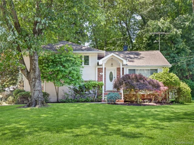 18 Mark Lane, New City, NY 10956