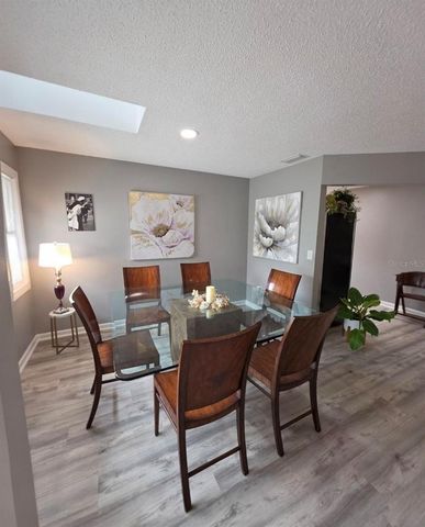 5165 CEDAR HAMMOCK LN 5165, Sarasota, FL 34232