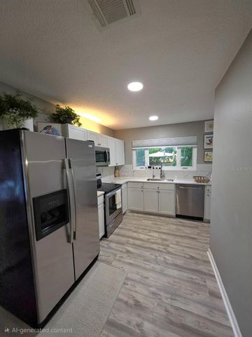 5165 CEDAR HAMMOCK LN 5165, Sarasota, FL 34232