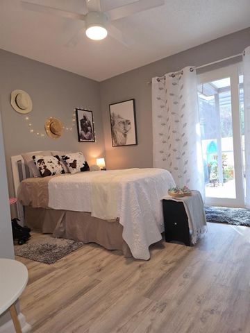 5165 CEDAR HAMMOCK LN 5165, Sarasota, FL 34232