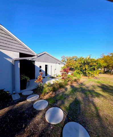 5165 CEDAR HAMMOCK LN 5165, Sarasota, FL 34232