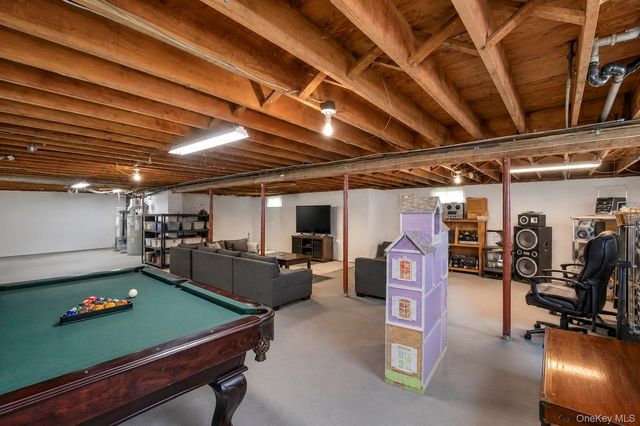 617 Granny Road, Middle Island, NY 11953