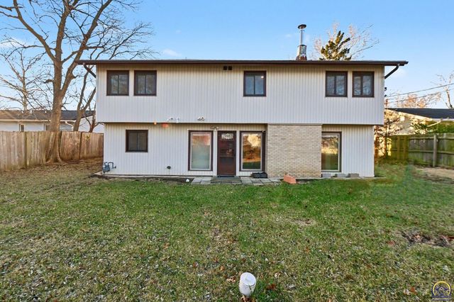 5506 SW 19th ST, Topeka, KS 66604