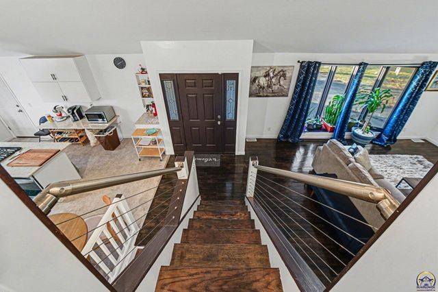 5506 SW 19th ST, Topeka, KS 66604