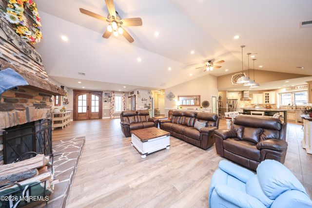 94 E Pleasant Grove Road, Jackson, NJ 08527