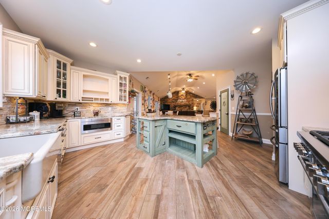 94 E Pleasant Grove Road, Jackson, NJ 08527