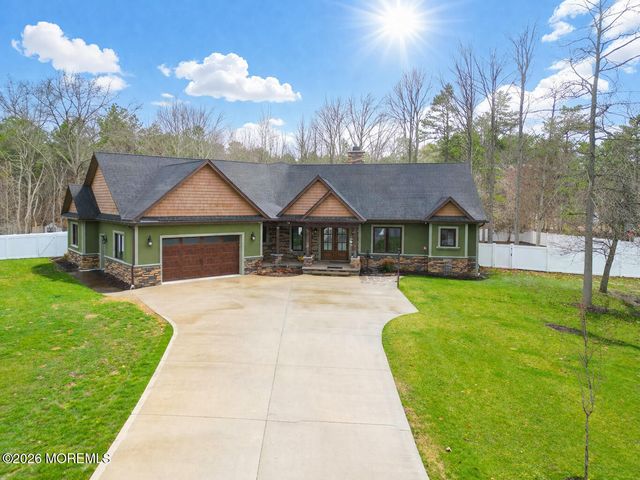 94 E Pleasant Grove Road, Jackson, NJ 08527
