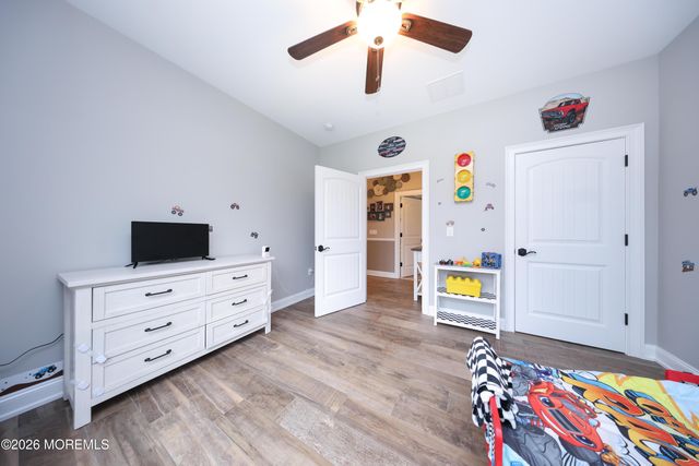 94 E Pleasant Grove Road, Jackson, NJ 08527