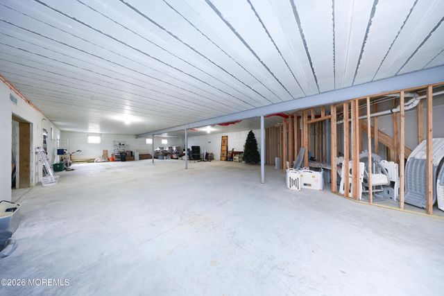 94 E Pleasant Grove Road, Jackson, NJ 08527
