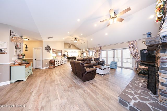 94 E Pleasant Grove Road, Jackson, NJ 08527