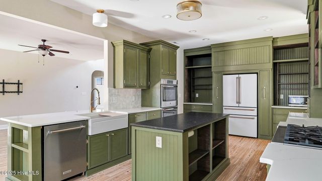 150 Wiregrass Lane, Southern Pines, NC 28387