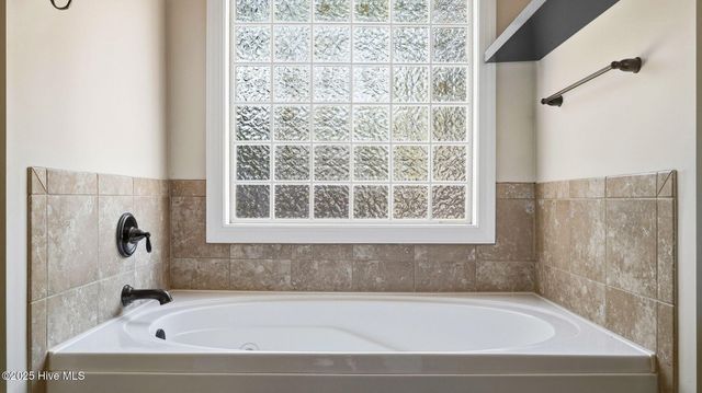 150 Wiregrass Lane, Southern Pines, NC 28387