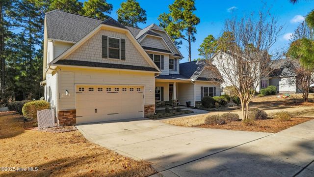 150 Wiregrass Lane, Southern Pines, NC 28387