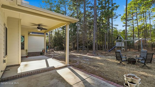 150 Wiregrass Lane, Southern Pines, NC 28387