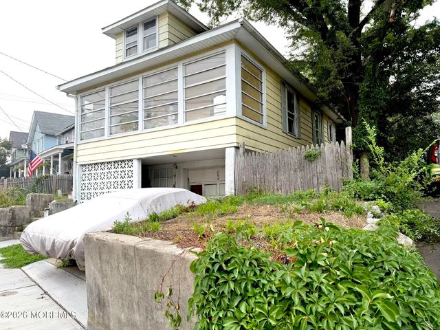 195 2nd Street, Keyport, NJ 07735