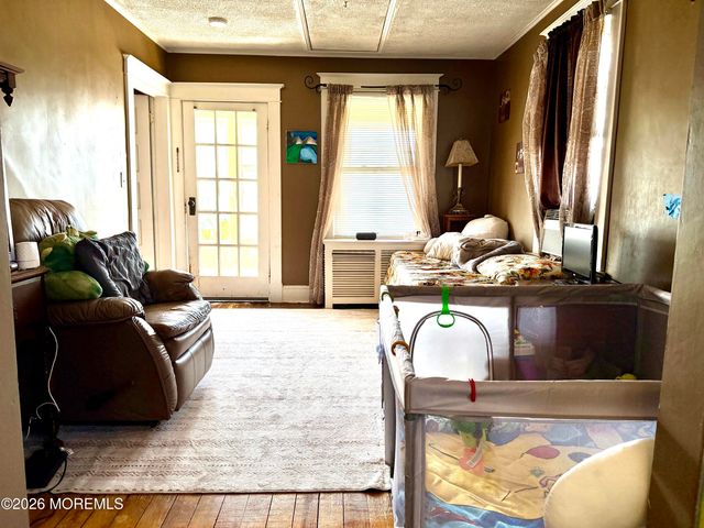 195 2nd Street, Keyport, NJ 07735