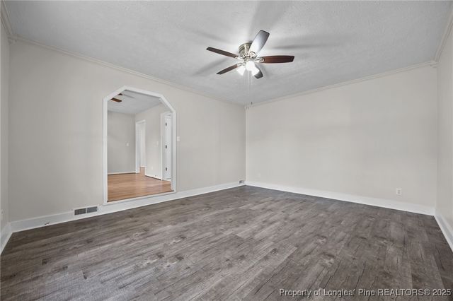 911 Axis Circle, Hope Mills, NC 28348